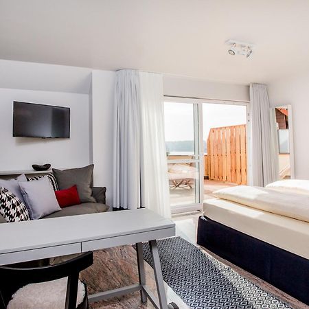 Seehotel Niedernberg - Das Dorf Am See 외부 사진