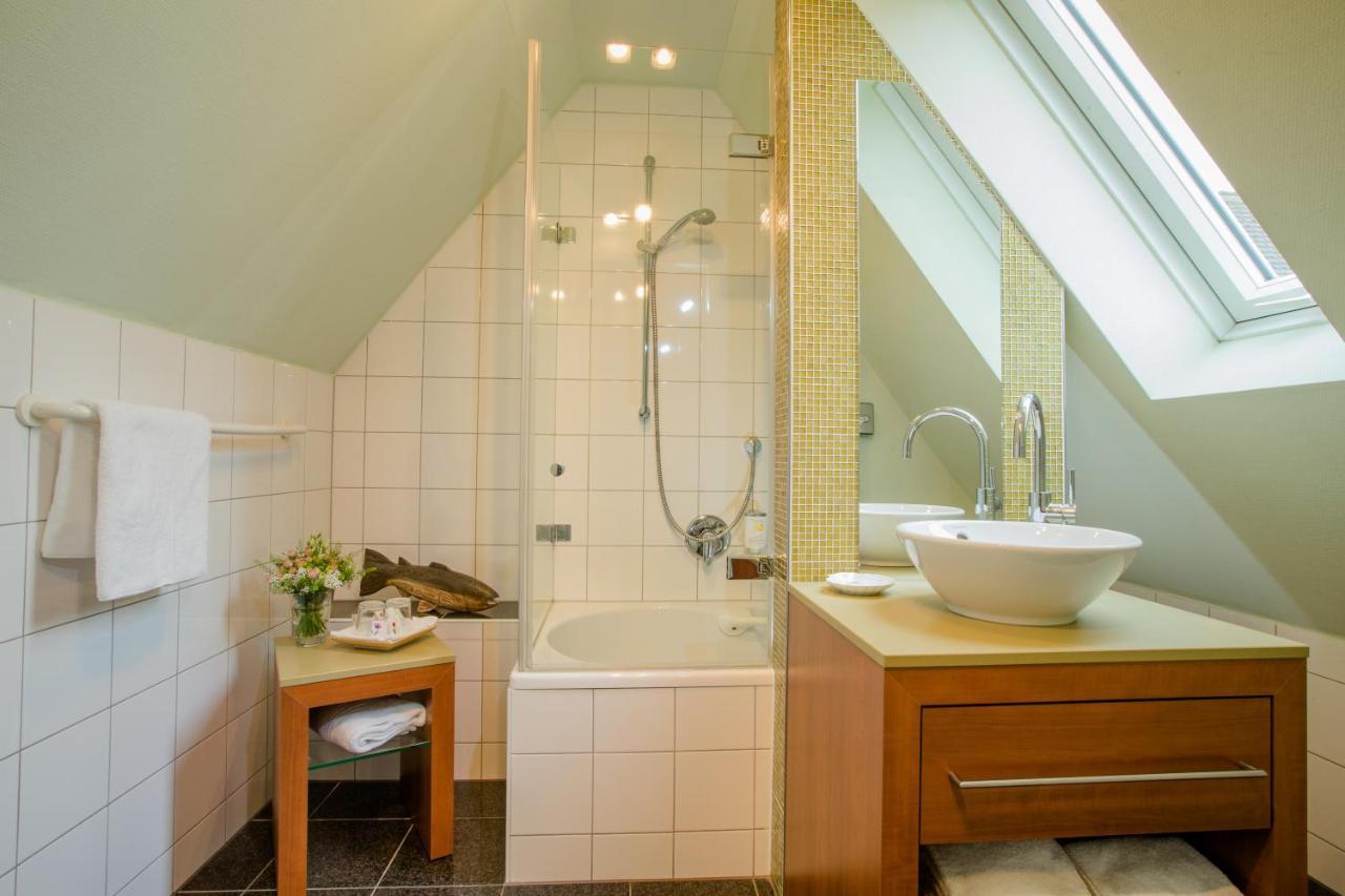 Seehotel Niedernberg - Das Dorf Am See 외부 사진