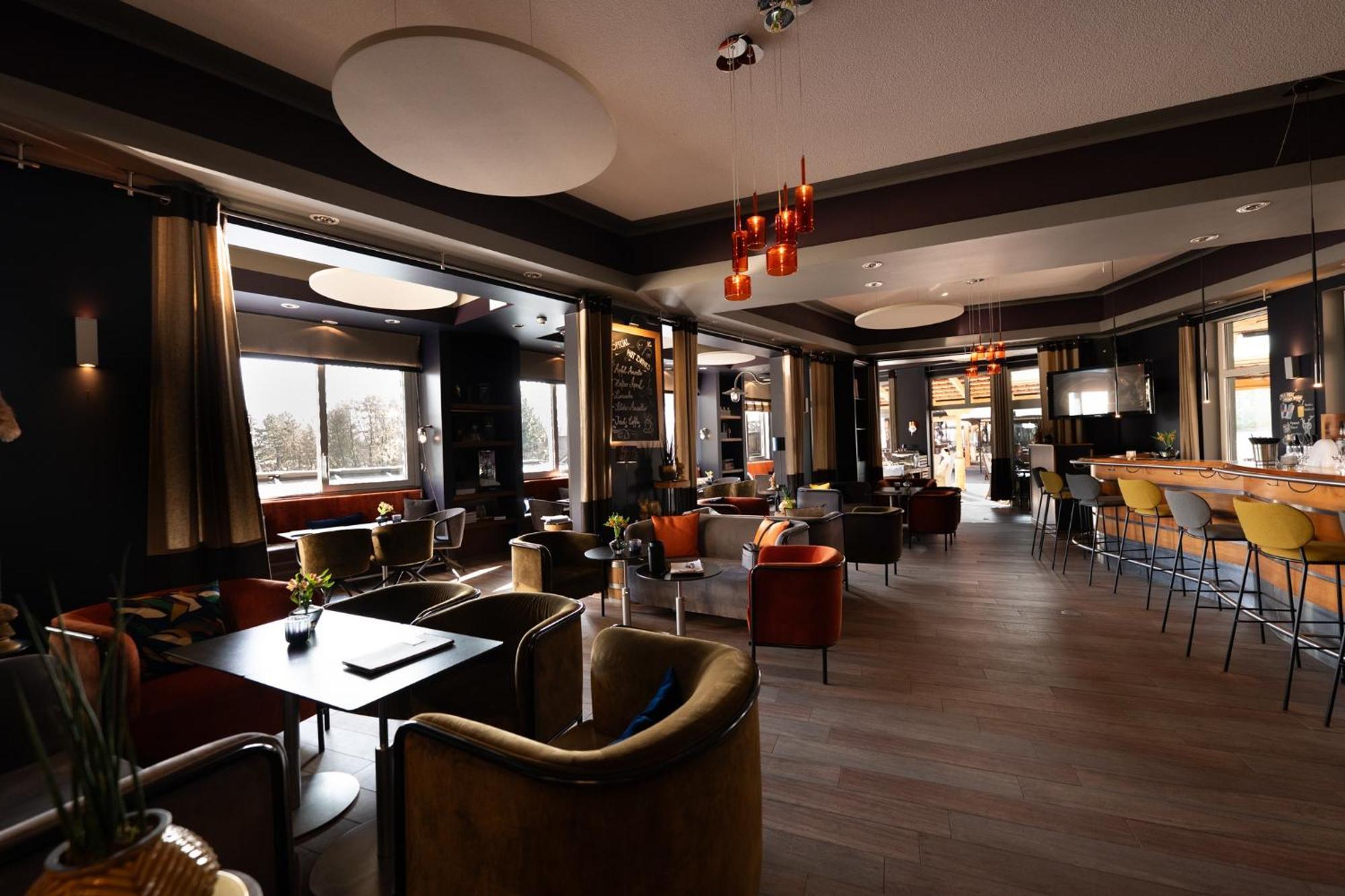 Seehotel Niedernberg - Das Dorf Am See 외부 사진