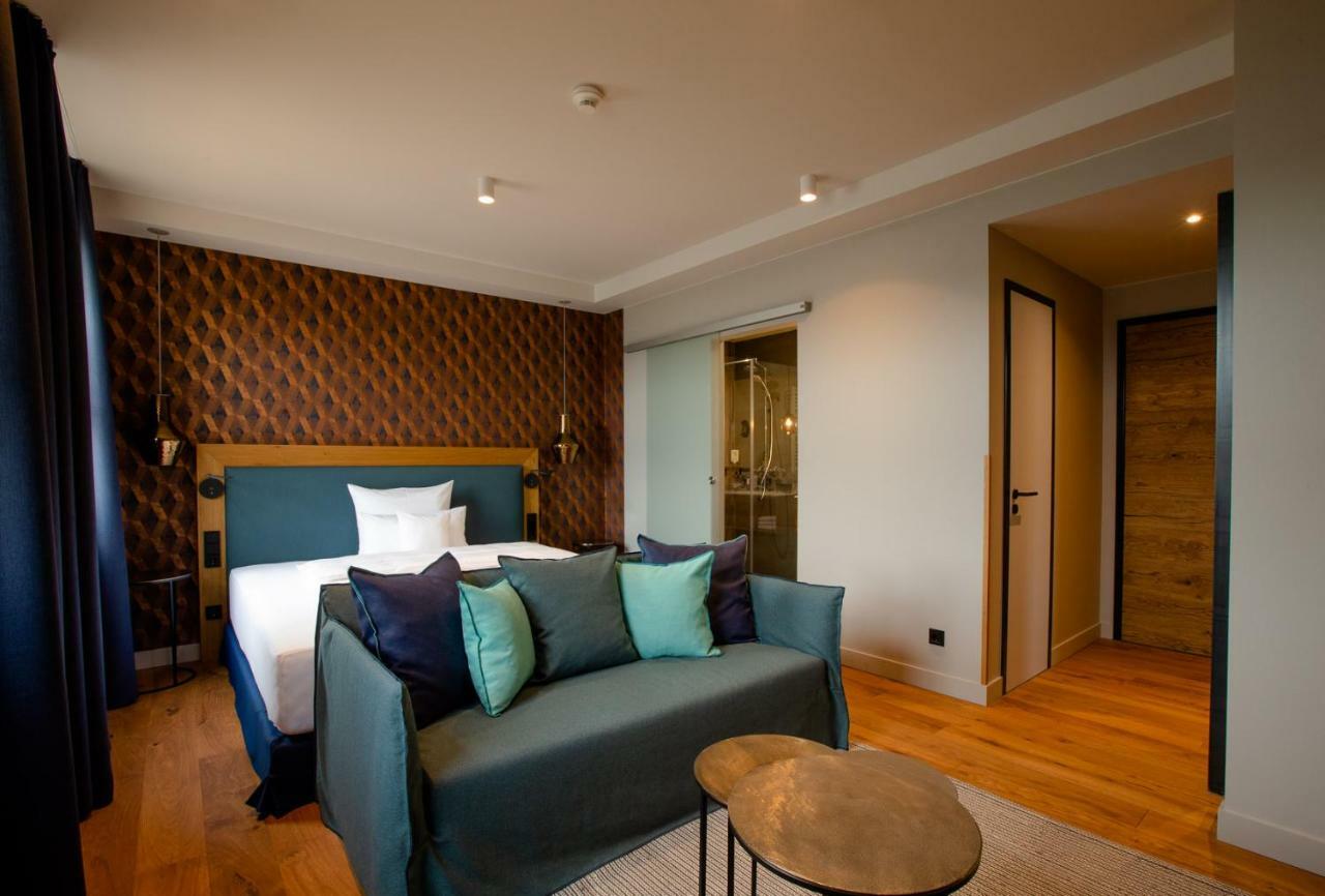 Seehotel Niedernberg - Das Dorf Am See 외부 사진