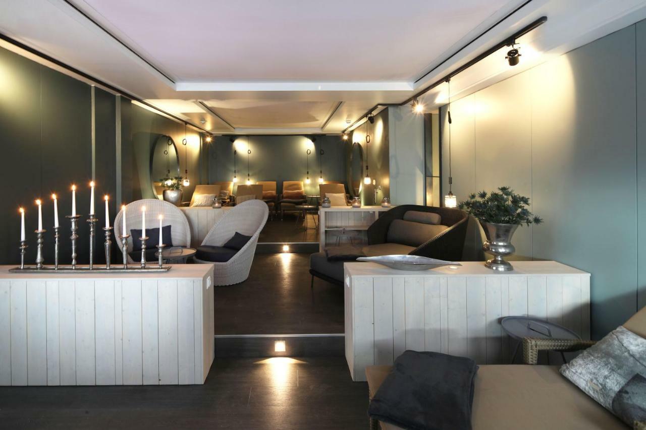 Seehotel Niedernberg - Das Dorf Am See 외부 사진